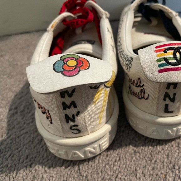 Authentic Chanel x Pharrell graffiti trainers - Picture 2 of 6